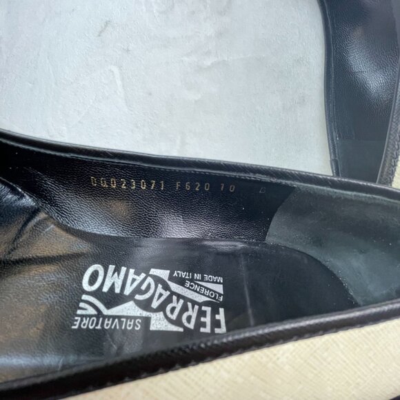 Vintage Salvatore Ferragamo Womens Ivory Leather Loafers Woven Buckle - Picture 7 of 9